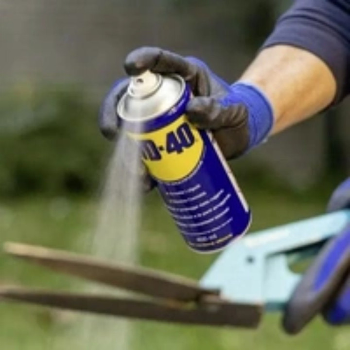 WD-40, Multifunktionsprodukt Classic mit der 5-fach-Wirkformel 69004, 400ml