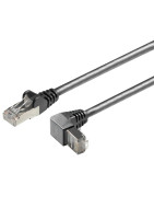 nach unten gewinkelter Stecker